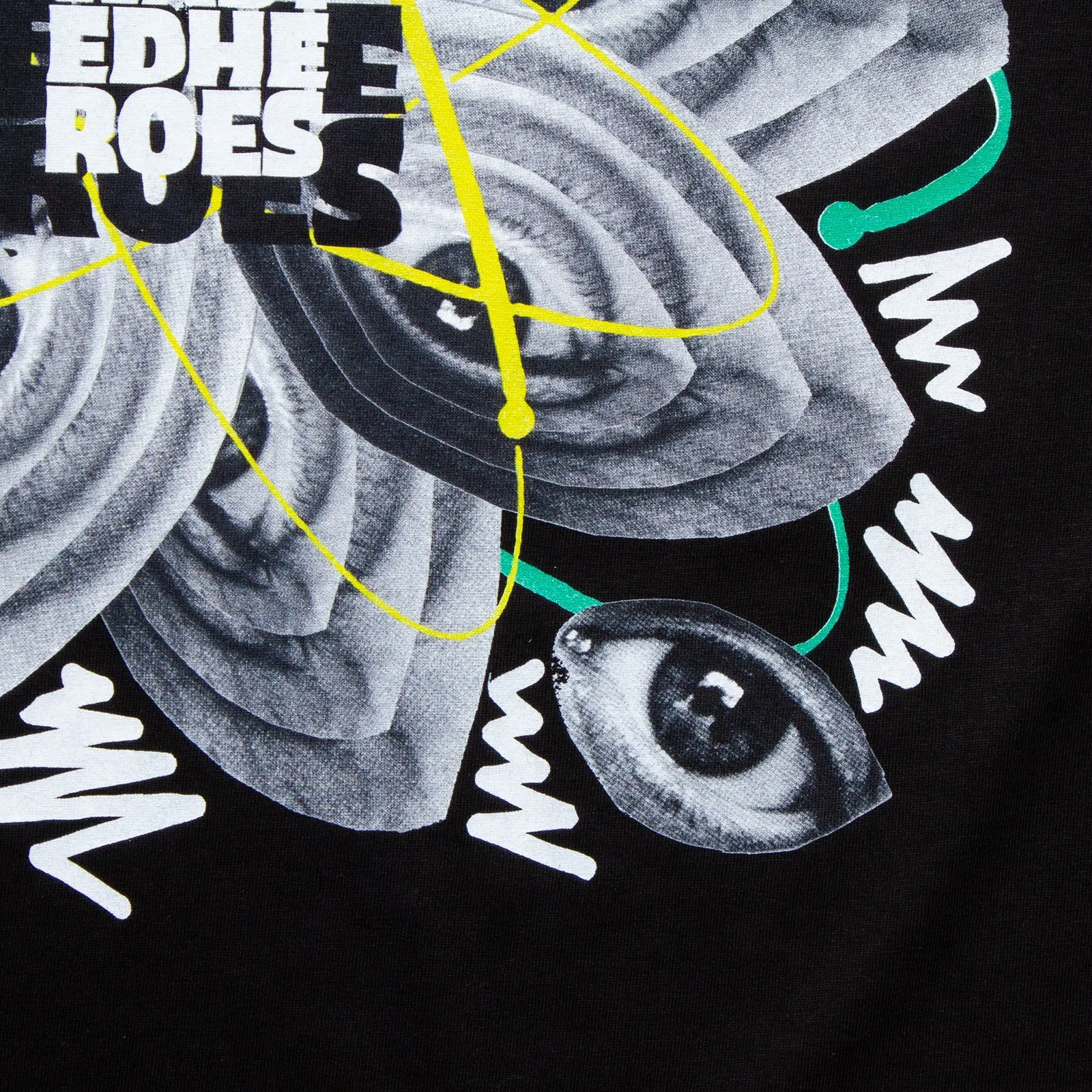 003 Experimental Eyes - Tshirt - Black