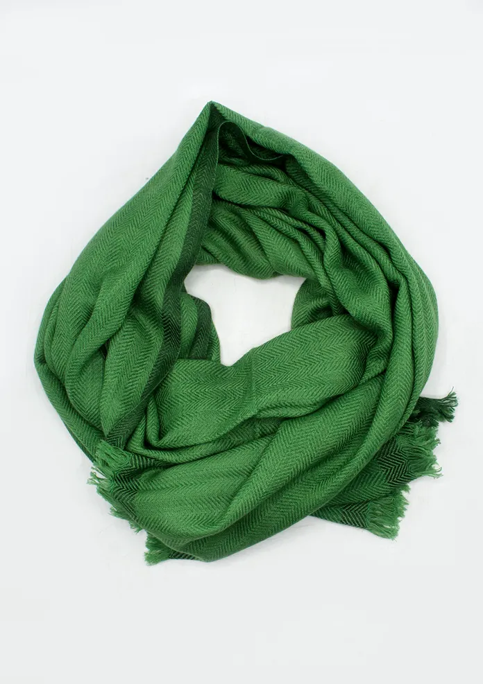 100 % Exclusive Green Cashmere Shawl with Border Herringbone Pattern