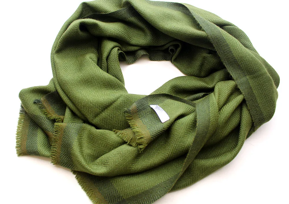 100 % Exclusive Green Cashmere Shawl with Border Herringbone Pattern