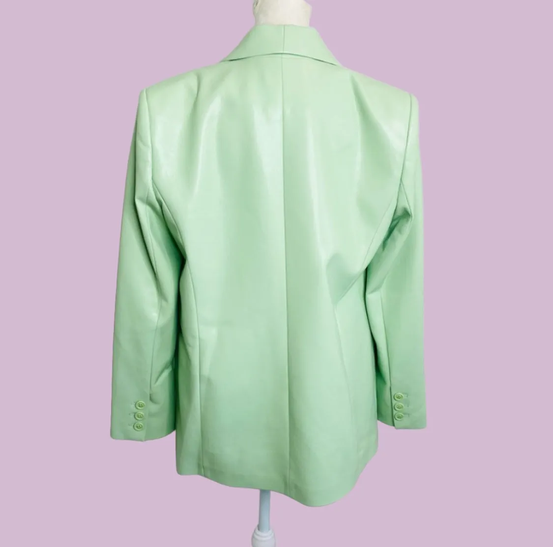 Alice   Olivia Denny Faux Leather Shawl Collar Blazer in Pistachio