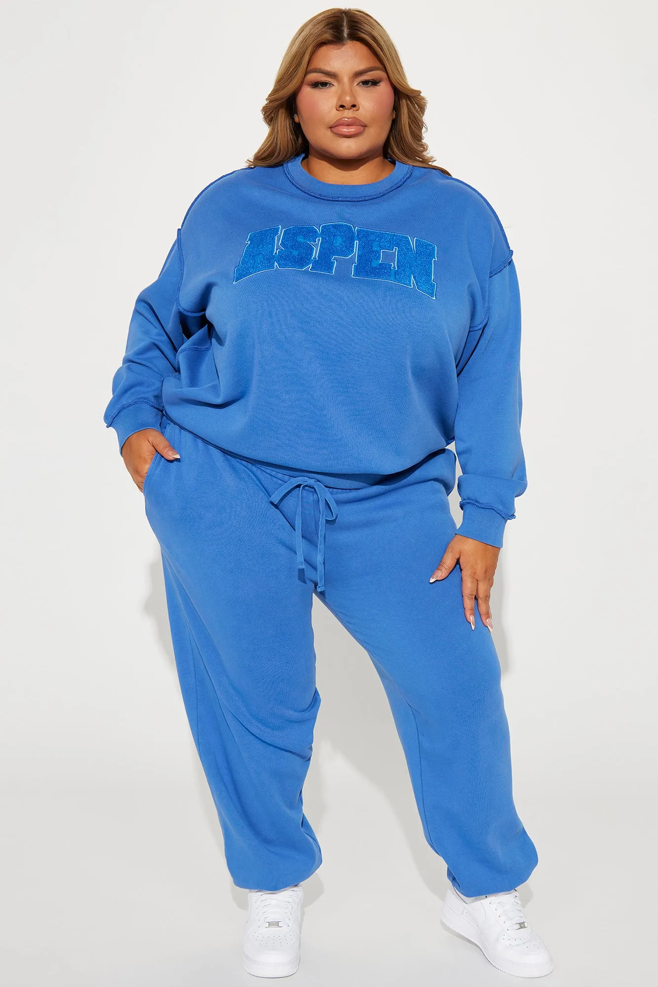 Aspen Trip Sweatsuit - Blue