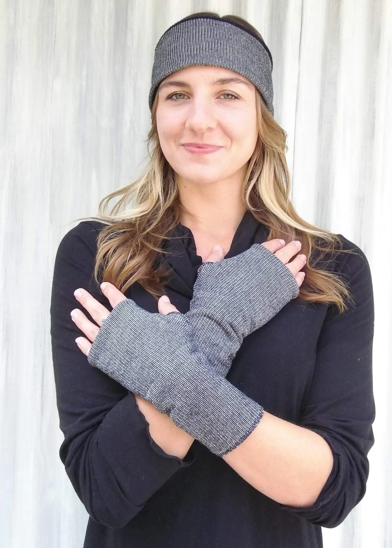 Dark Gray Alex Arm Warmers