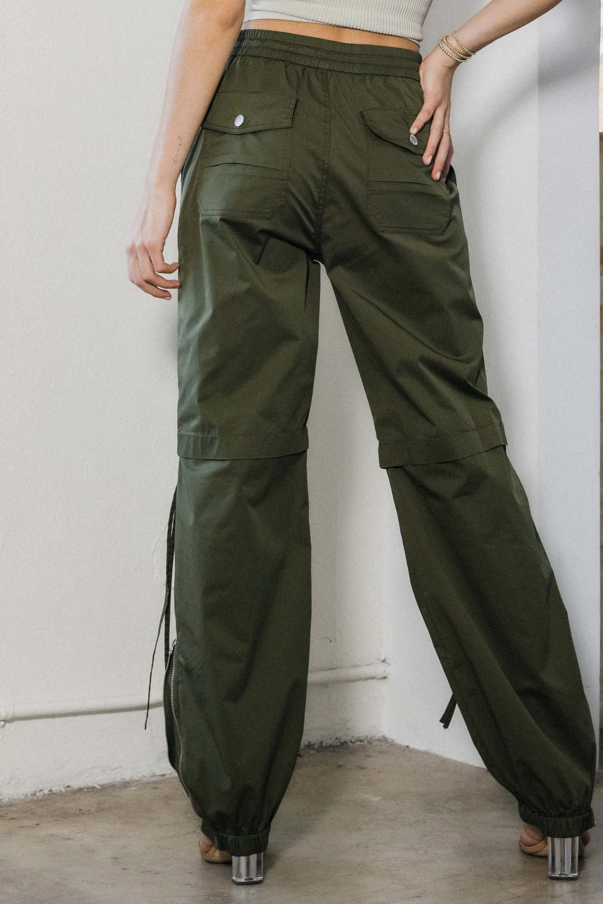 Elastic Waist Band Baggy Cargo Pants