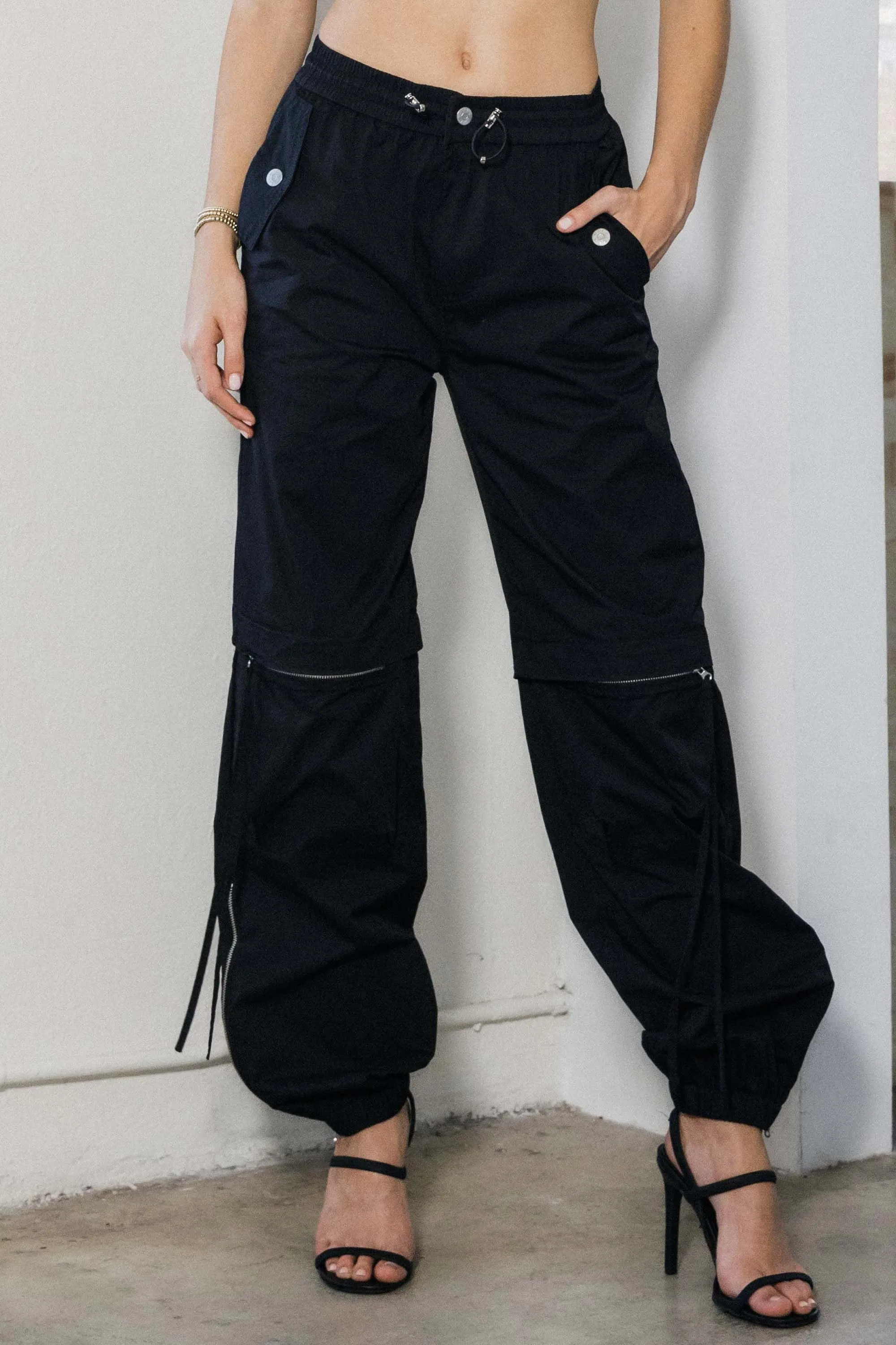 Elastic Waist Band Baggy Cargo Pants