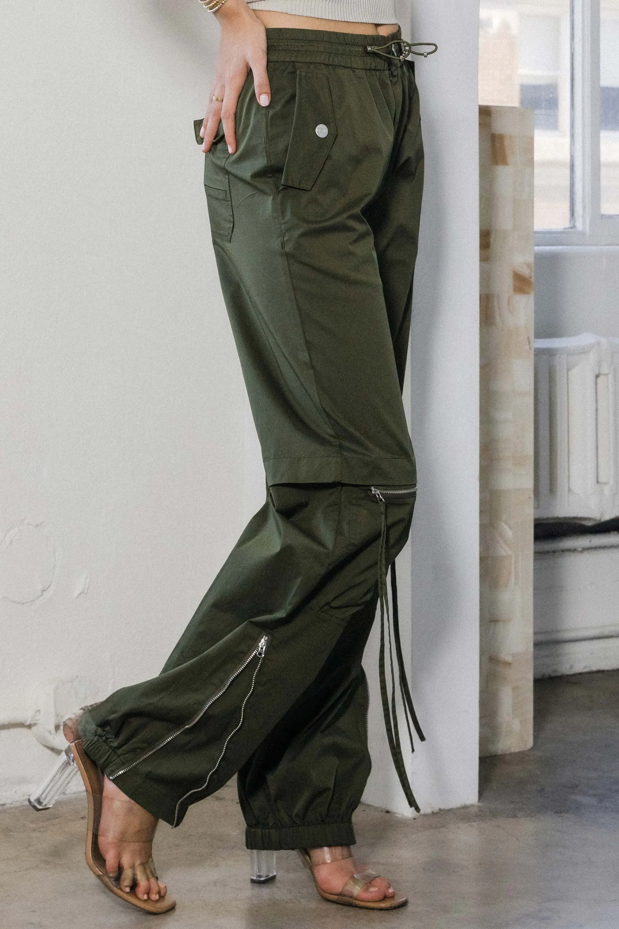 Elastic Waist Band Baggy Cargo Pants