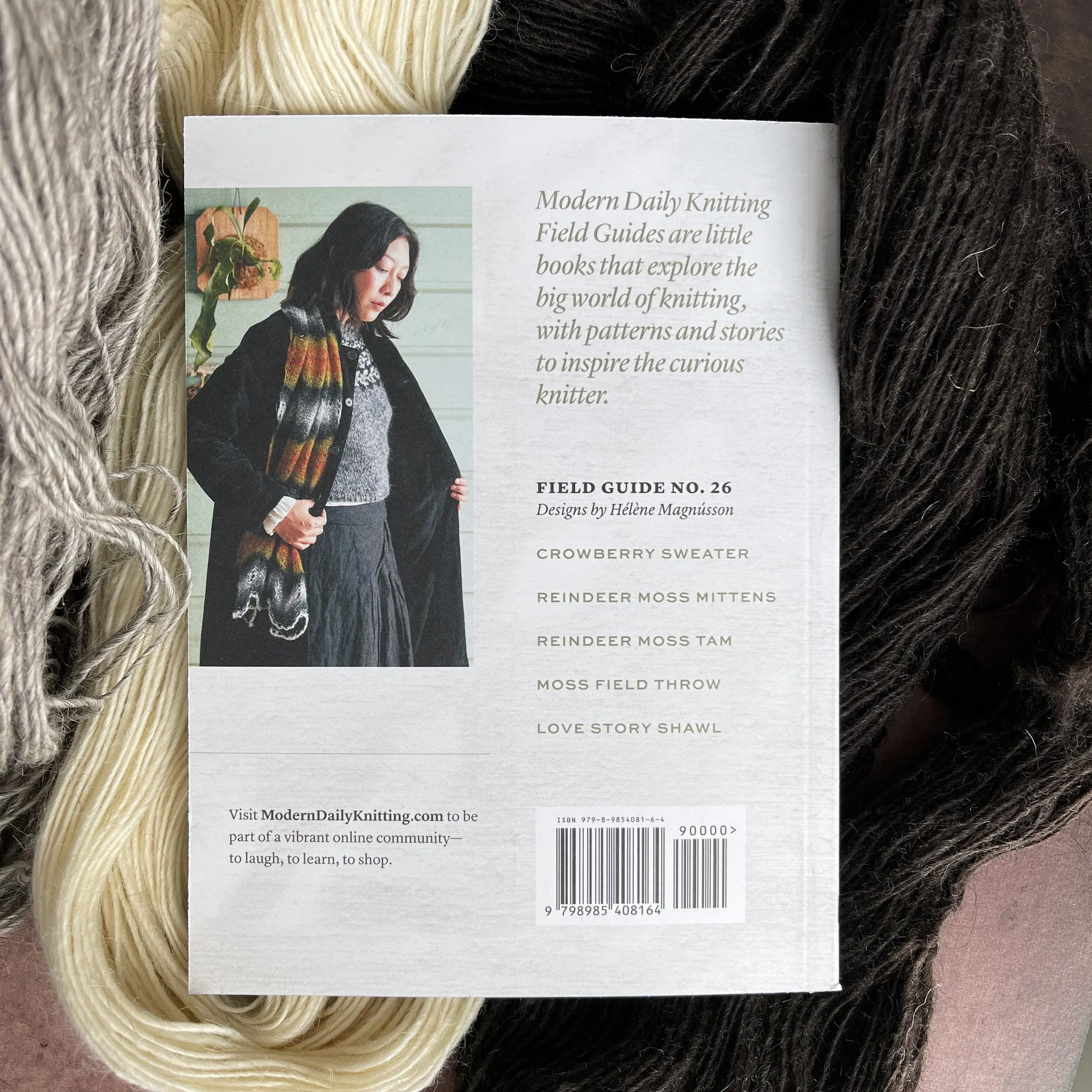 MDK Field Guide No. 26 MOSS by Modern Daily Knitting - Hélène Magnússon - Five knitting designs for Einband and Plotulopi