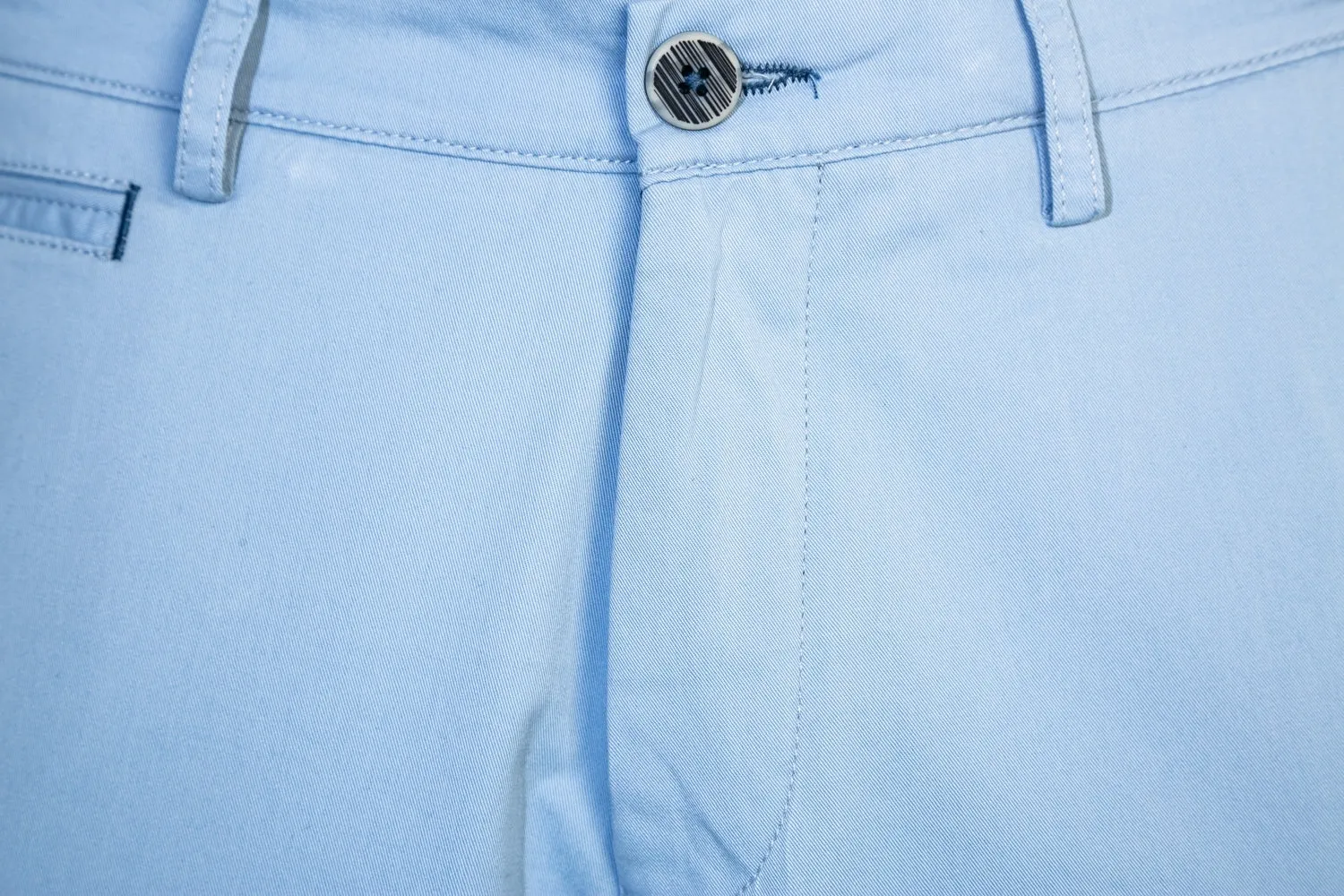 Remus Uomo Cotton Stretch Short in Sky Blue