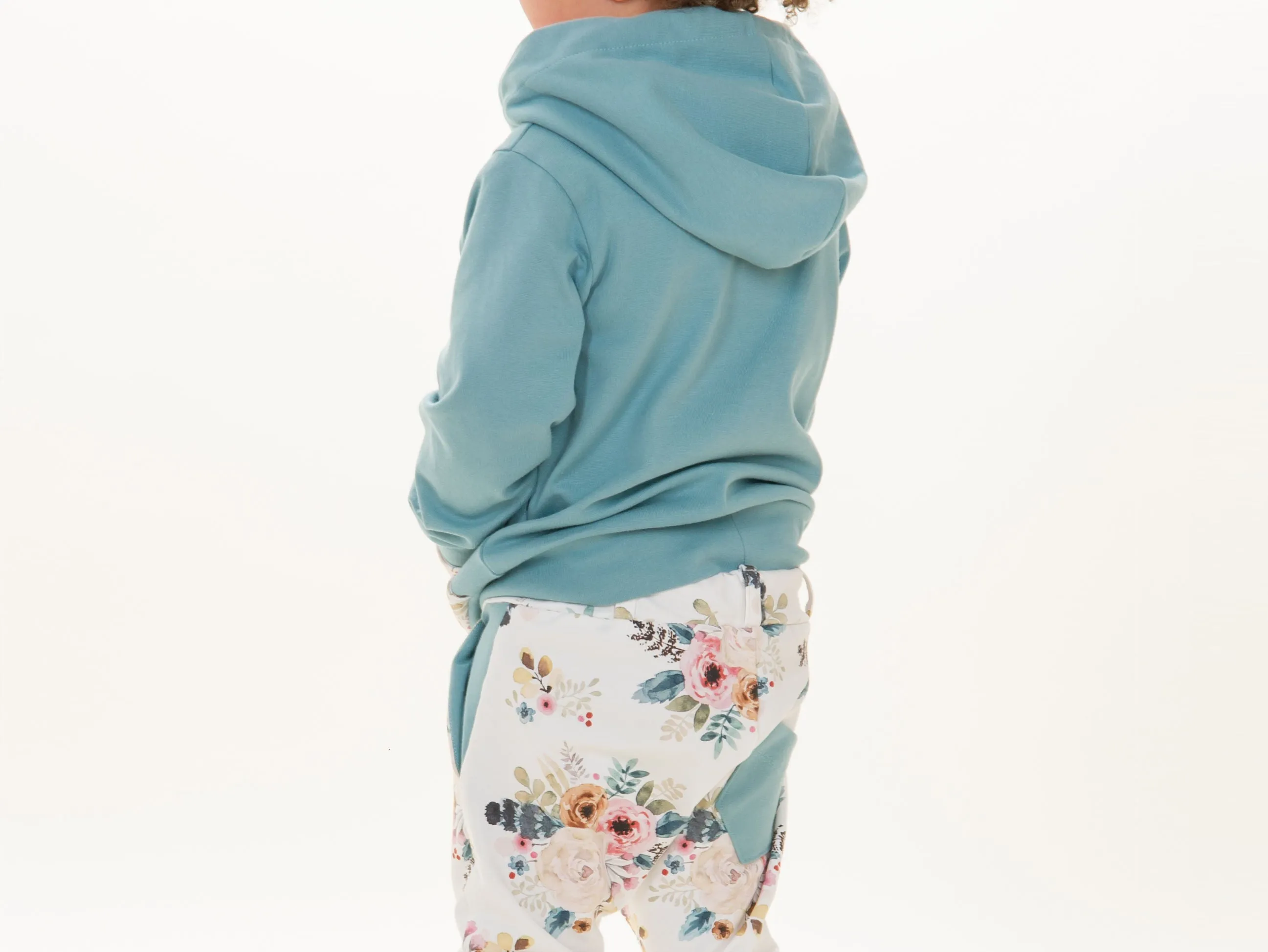 Schnittmuster Sweatshirt Hoodie und Haremshose, Jogginghose FLY und DADO von Patternforkids