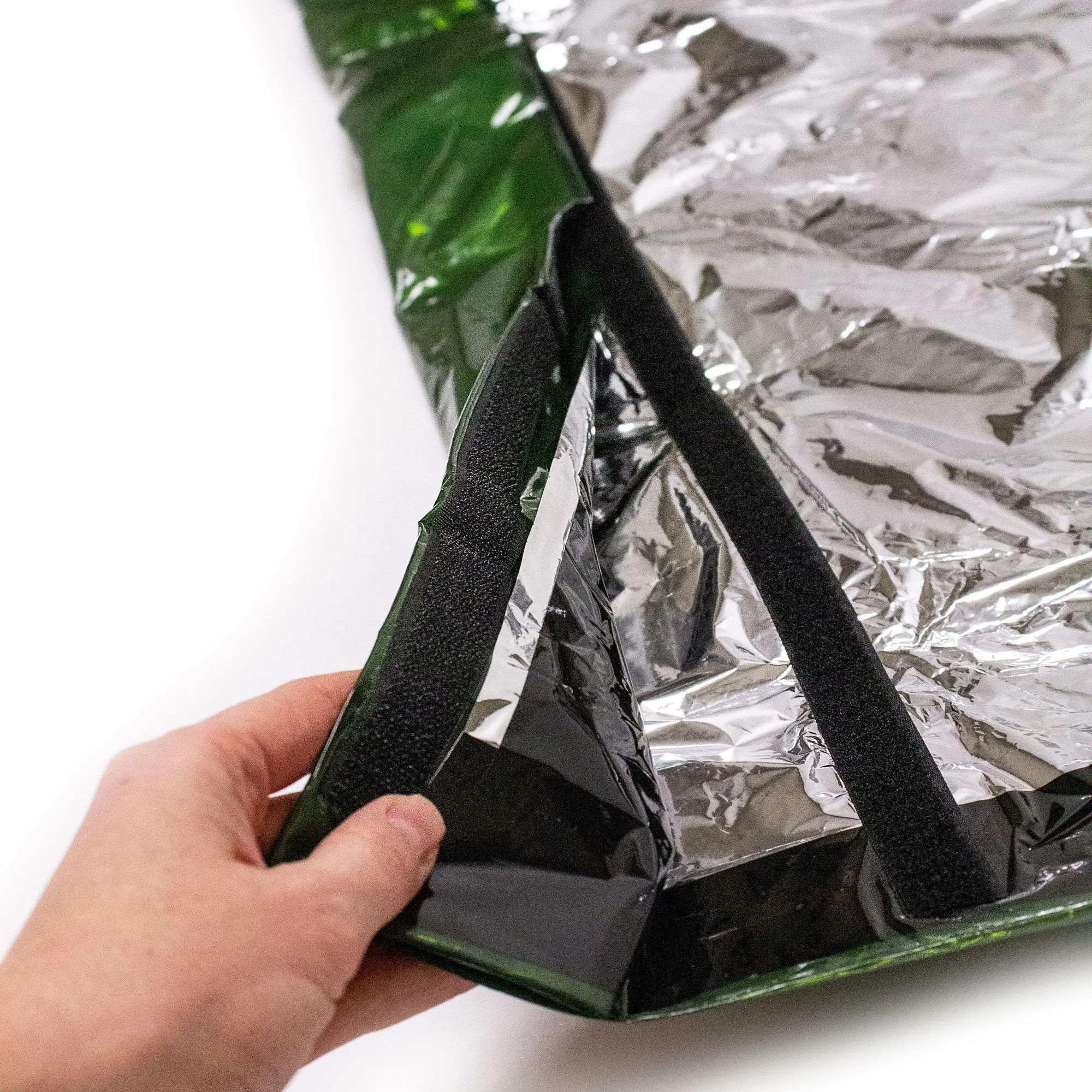 Ultralight Heat Saver Dual Layer Insulating Blanket