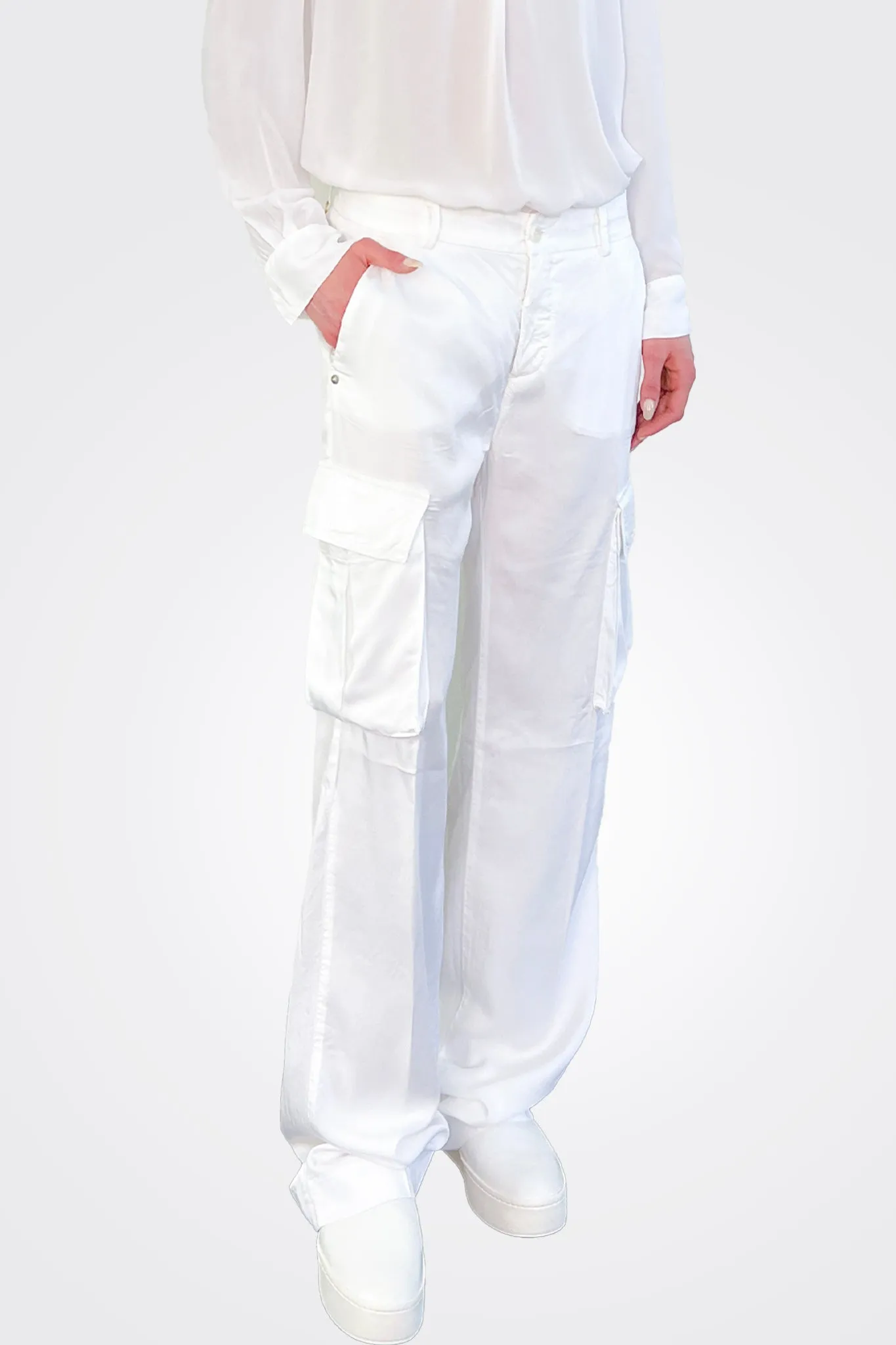 Victoria Cargo Pant - White