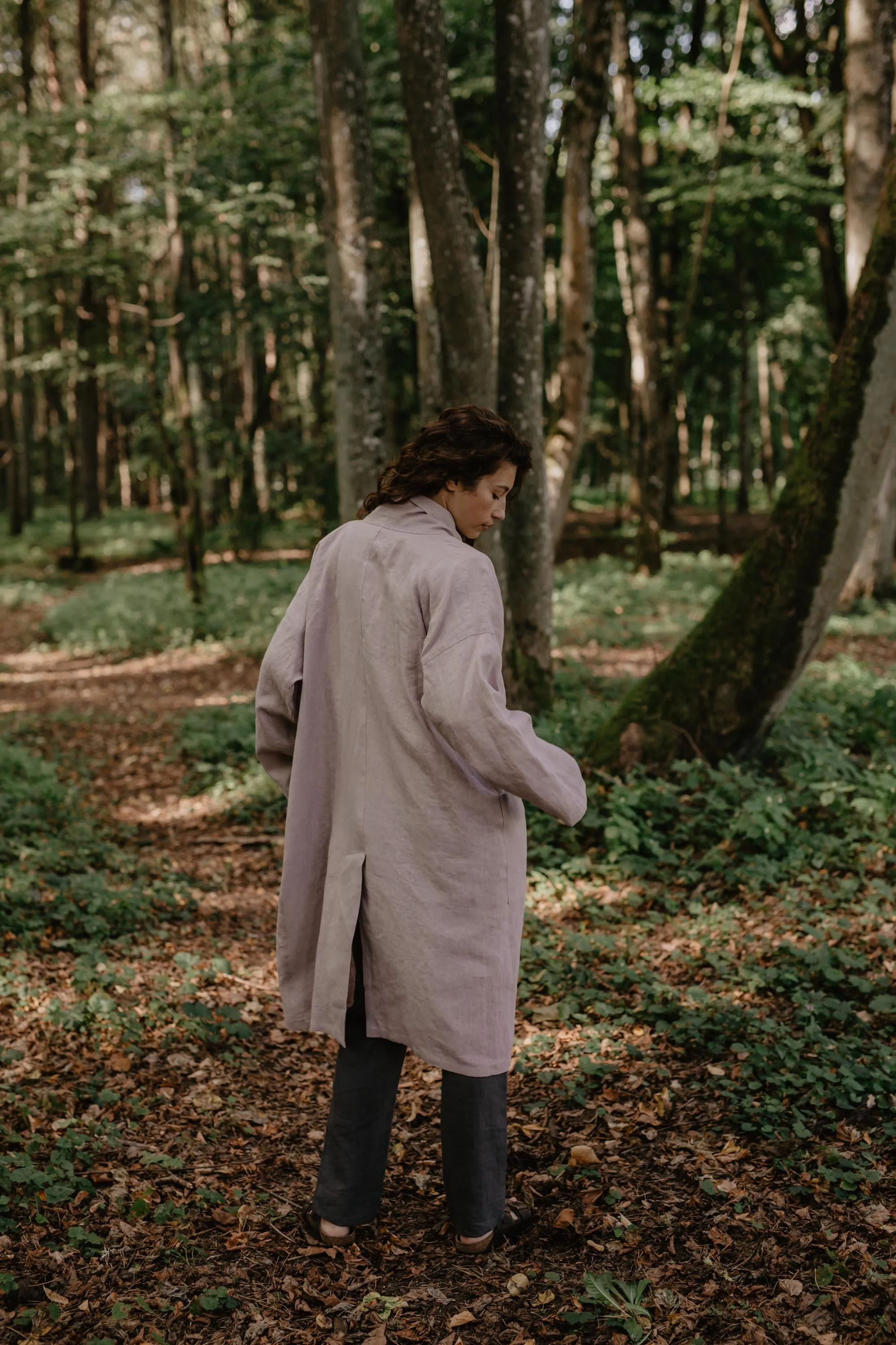 Vilnius mid-length linen coat by AmourLinen